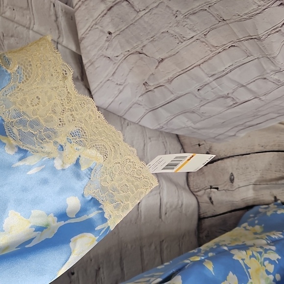 Jones New York Robe Size S/M NWT - Picture 3 of 6